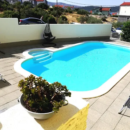 Stars Palace Apartament *